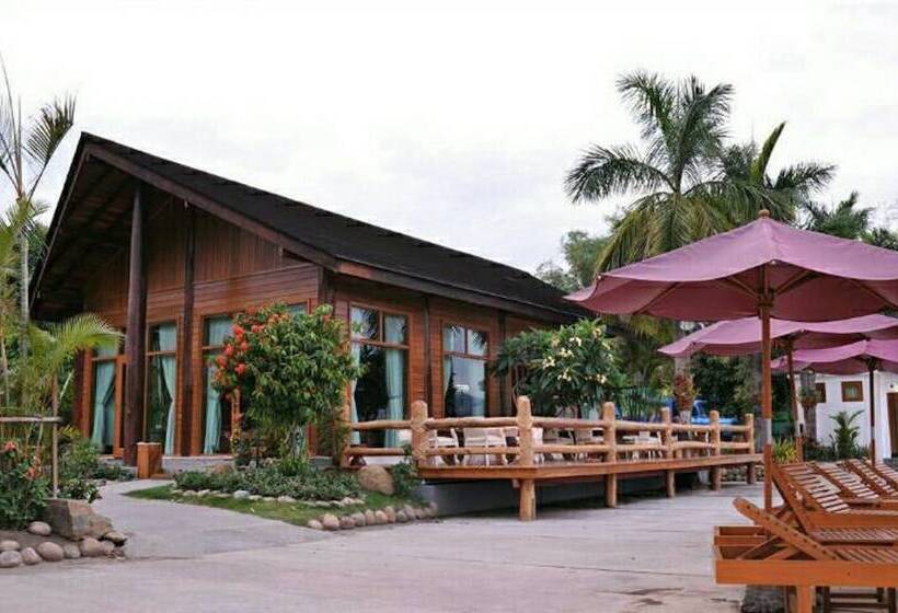 هتل Myitkyina Plam Spring Resort
