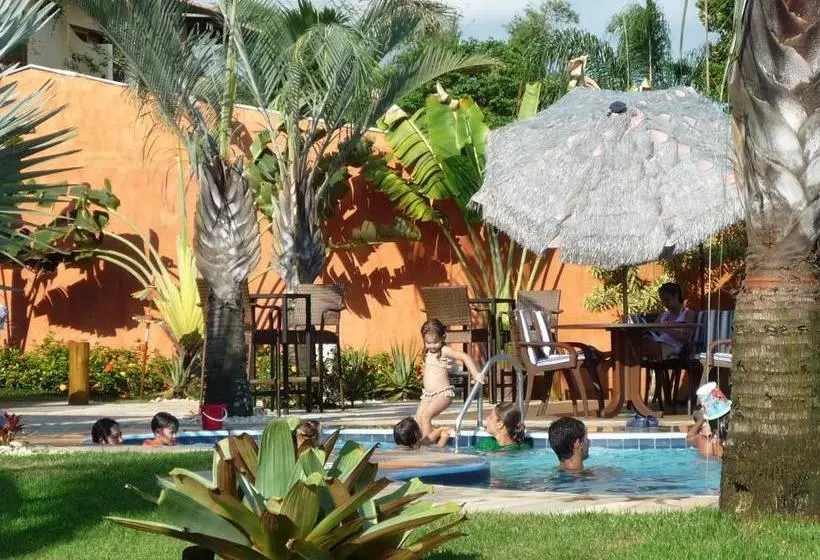 ホテル Pousada Villa Camboa