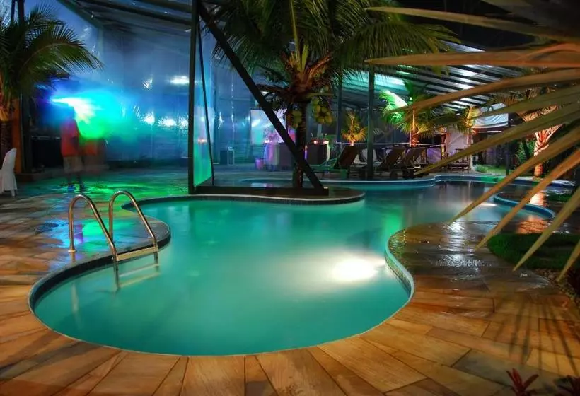 ホテル Pousada Villa Camboa