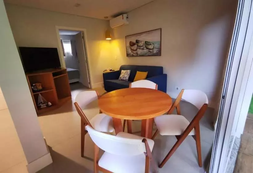 ホテル Pousada Villa Camboa