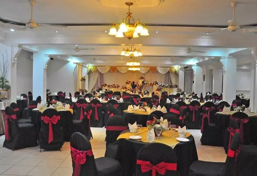 ホテル River Side