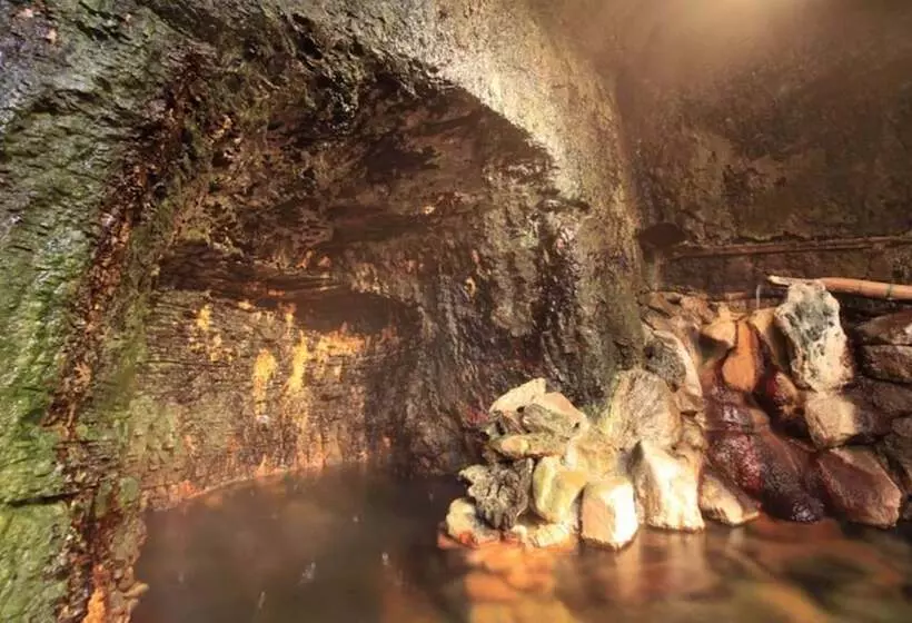 בית מלון כפרי The Aizuya