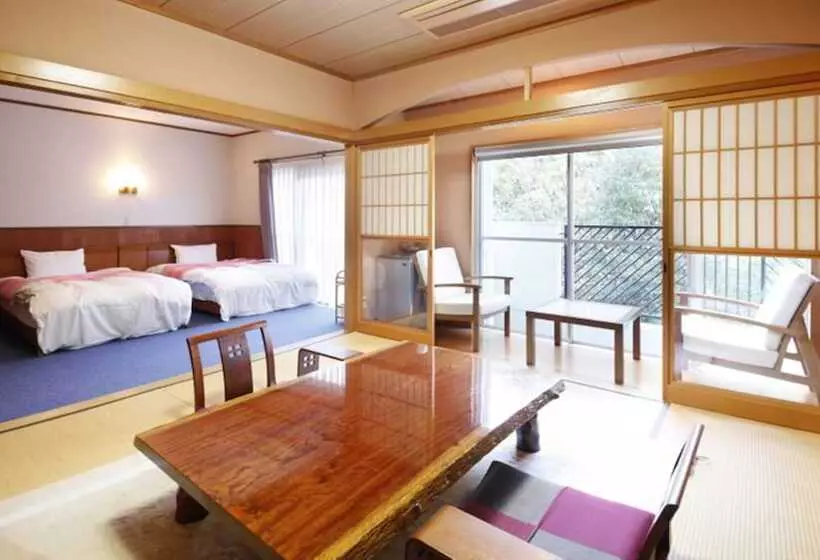 בית מלון כפרי The Aizuya