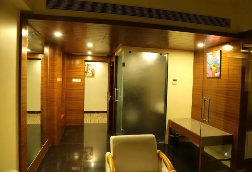 ホテル The Fern Residency Mundra