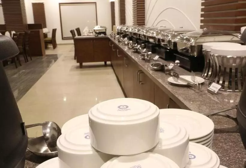 ホテル The Fern Residency Mundra