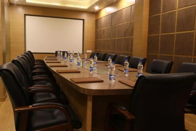 فندق The Fern Residency Mundra