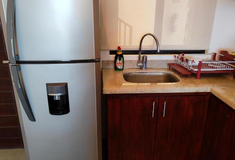 فندق Vela S Condos Ocean Front