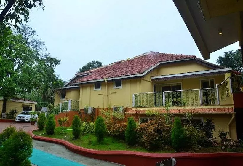 ホテル Zaras Resort Khandala