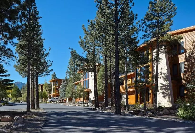 Obsidian Residence Club