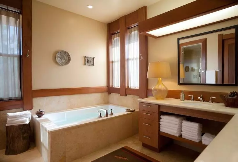Obsidian Residence Club