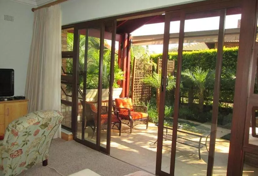 بنسيون Schneiders Boutique