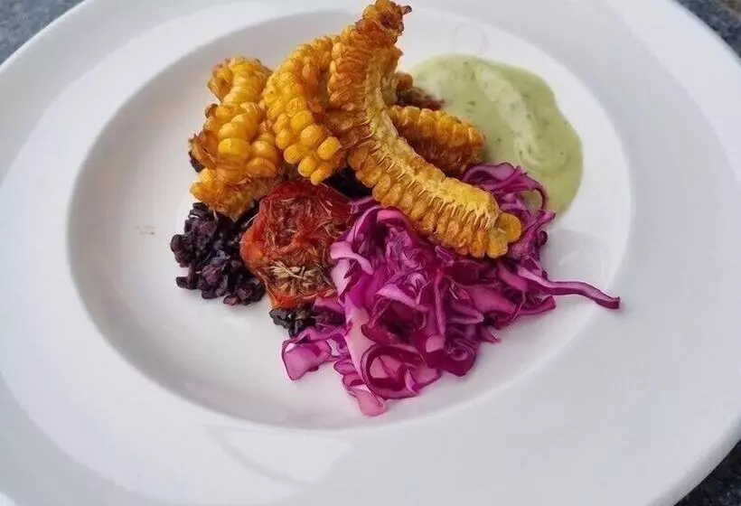 Ytterjärna Hotell & Konferens