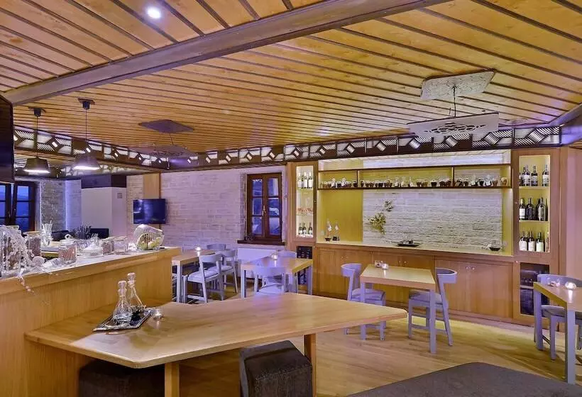 Dilofo Hotel Luxury Suites