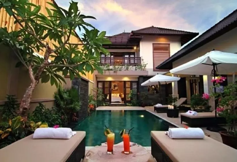 Gili Pearl Villa