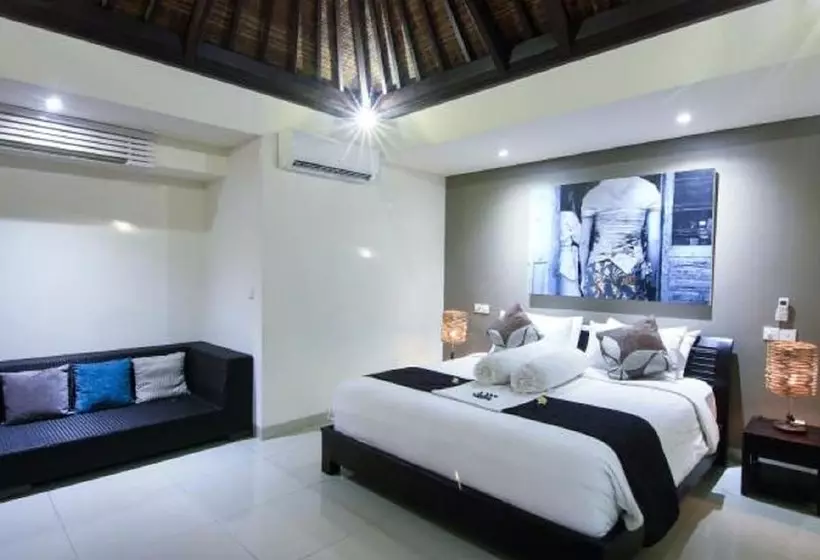 Gili Pearl Villa