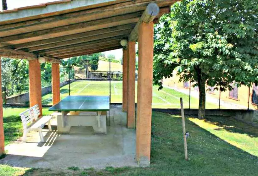 ホテル Agriturismo Menchetti