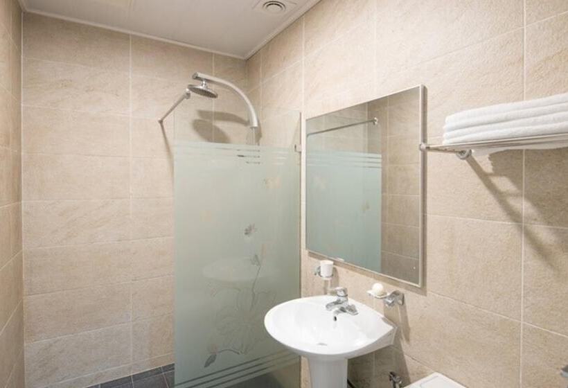 בית מלון כפרי Jeju Ellui