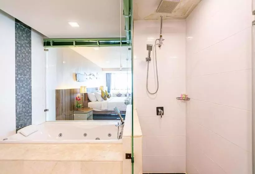 هتل Grand Ratchapruek