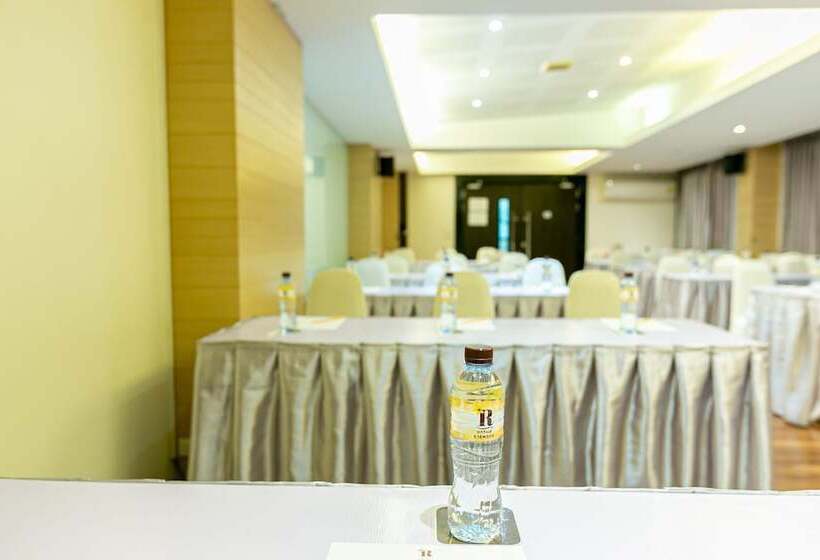 هتل Grand Ratchapruek