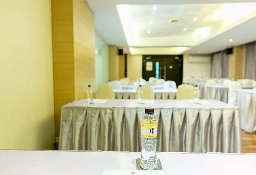 هتل Grand Ratchapruek