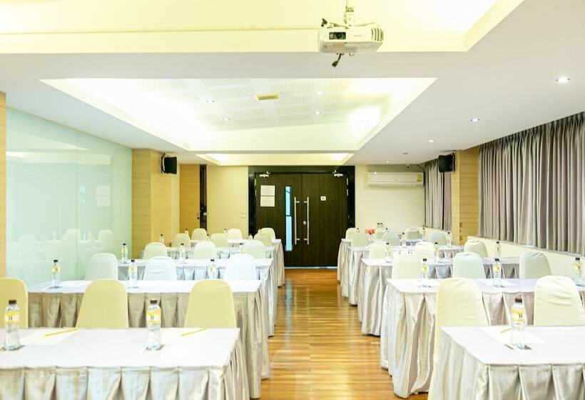 هتل Grand Ratchapruek