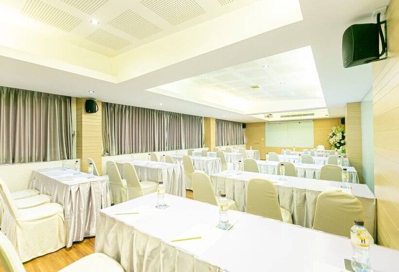 هتل Grand Ratchapruek