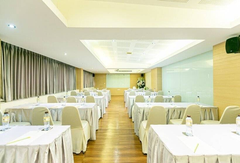 هتل Grand Ratchapruek