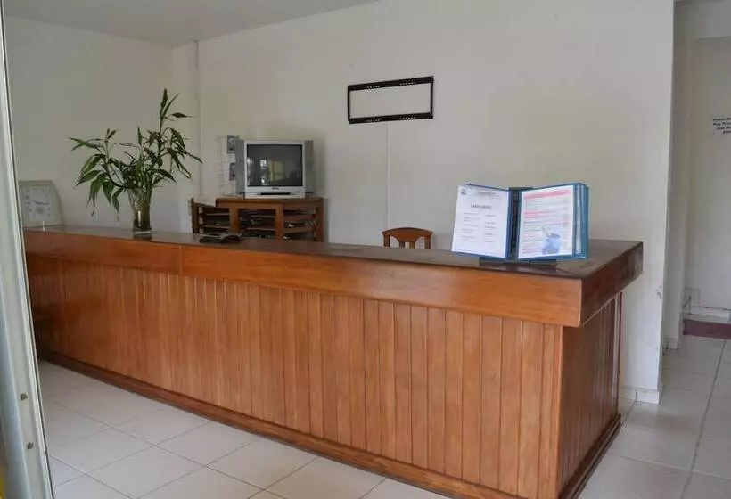 هتل L'aquarius Marina 2000