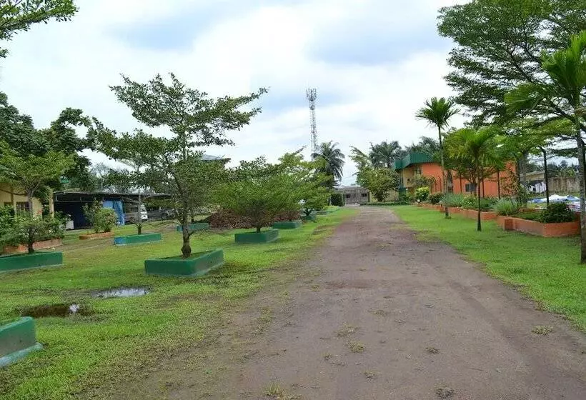 هتل L'aquarius Marina 2000