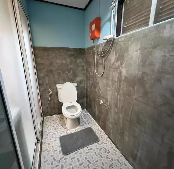 Hotelli Revolution Hostel Pai