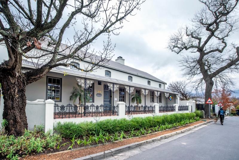 펜션 Avondrood Guest House By The Oyster Collection