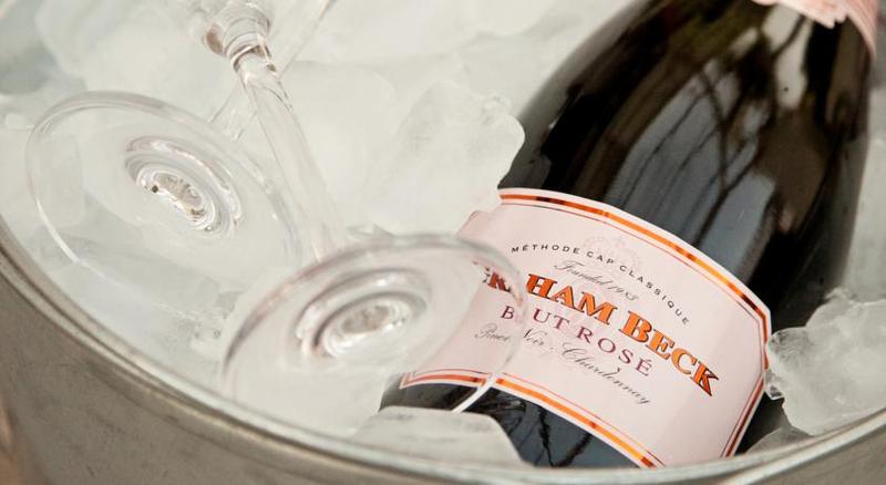 펜션 Avondrood Guest House By The Oyster Collection