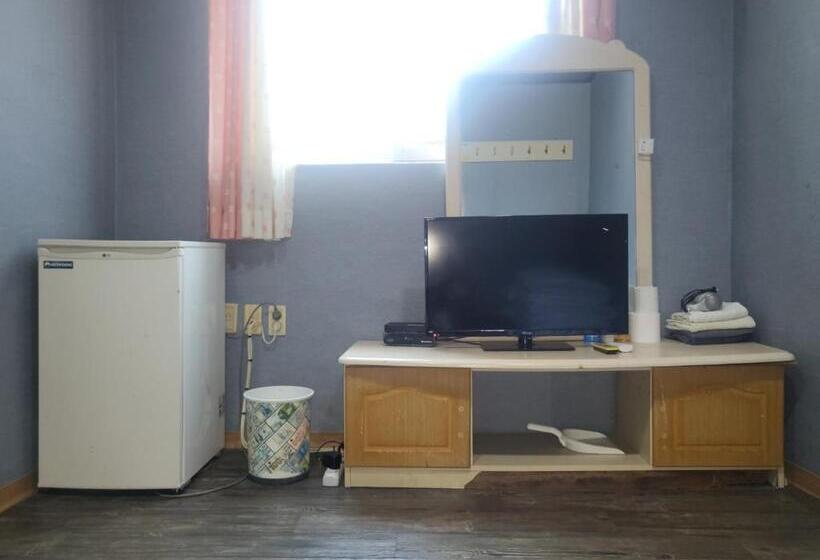 بنسيون Songwol Park