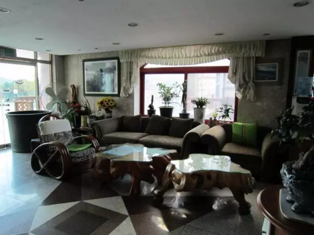 ペンション Songwol Park