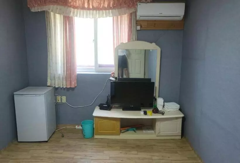 ペンション Songwol Park