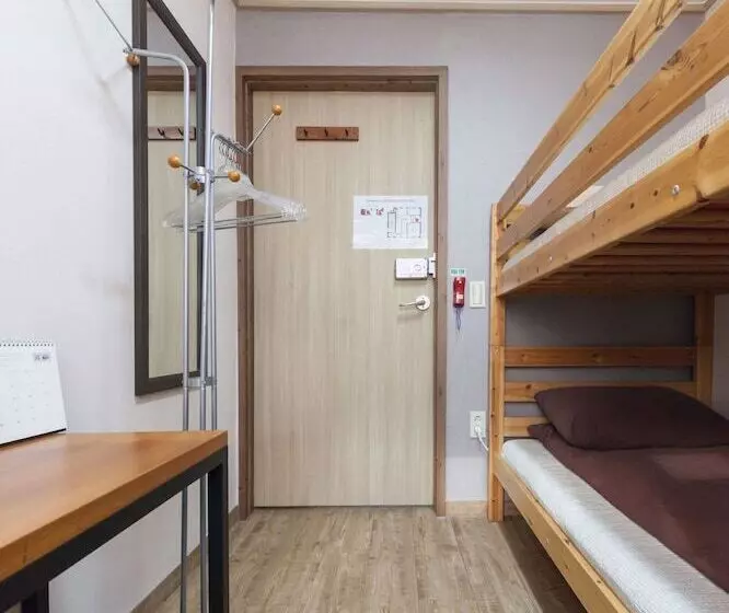 פנסיון Yehadoye Guesthouse