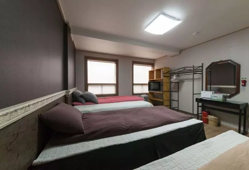 פנסיון Yehadoye Guesthouse