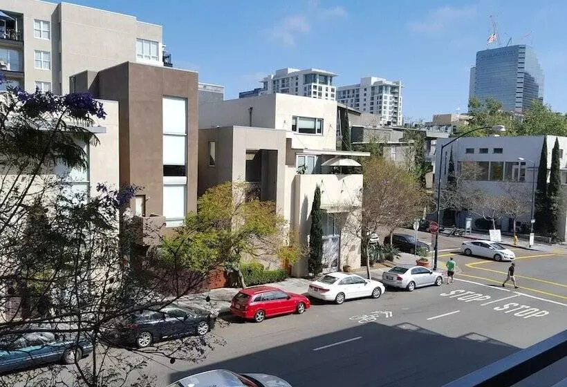 Apartment Near Gaslamp & Convetion Center