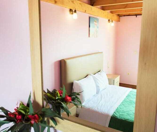 Argo Maisonettes & Suites