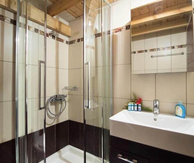 Argo Maisonettes & Suites