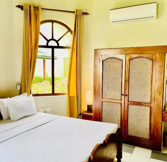 Crystal Villa Weligama