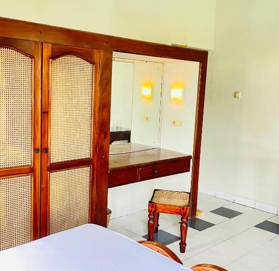 Crystal Villa Weligama