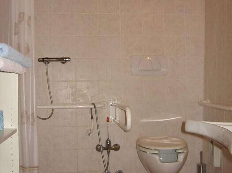 فندق Agriturismo Podere Ficareto