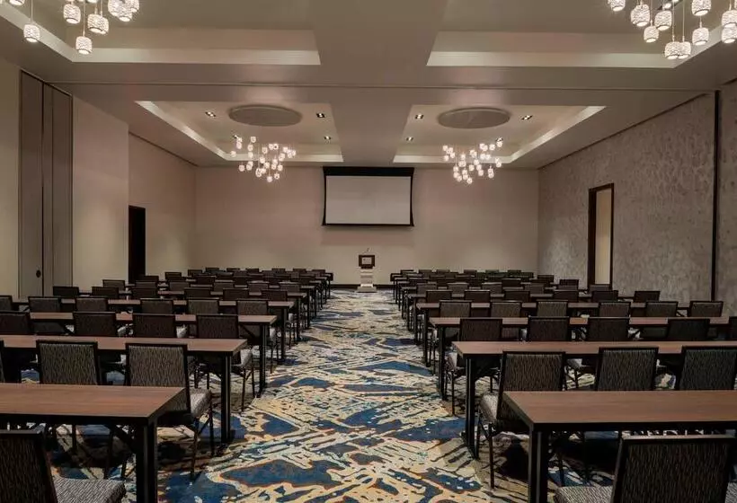 ホテル Buffalo Marriott At Lecom Harborcenter