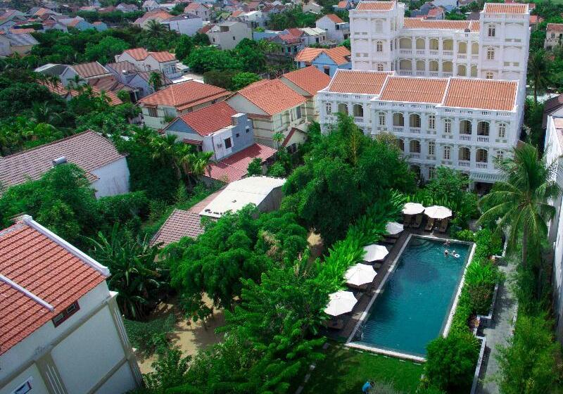 هتل Hoi An Garden Palace & Spa