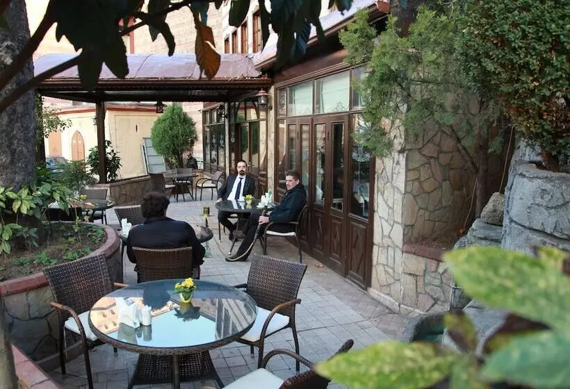 هتل Kadi Konagi Thermal