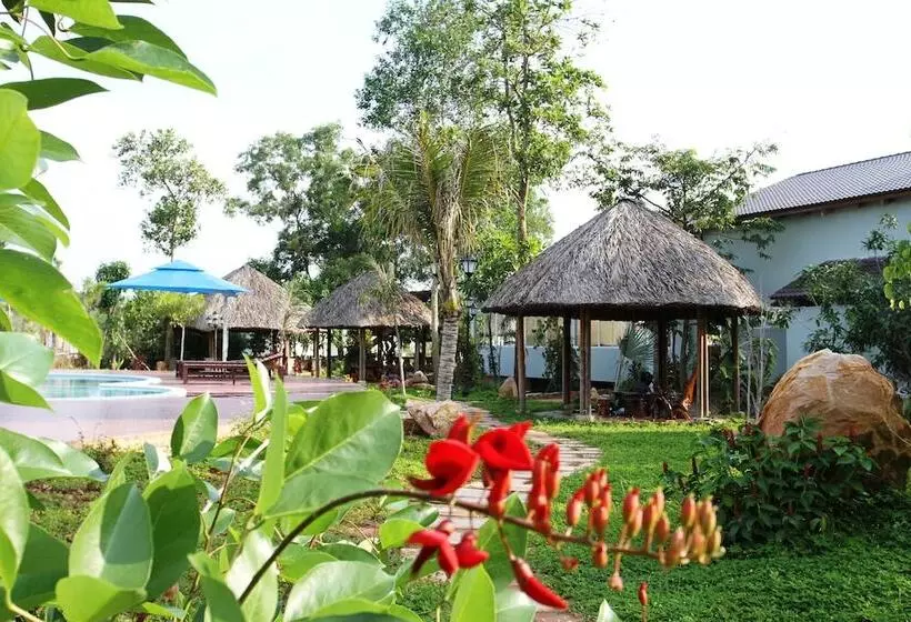 هتل Montana Resort