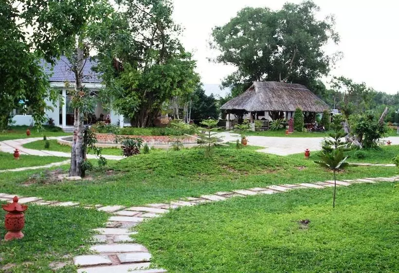 هتل Montana Resort