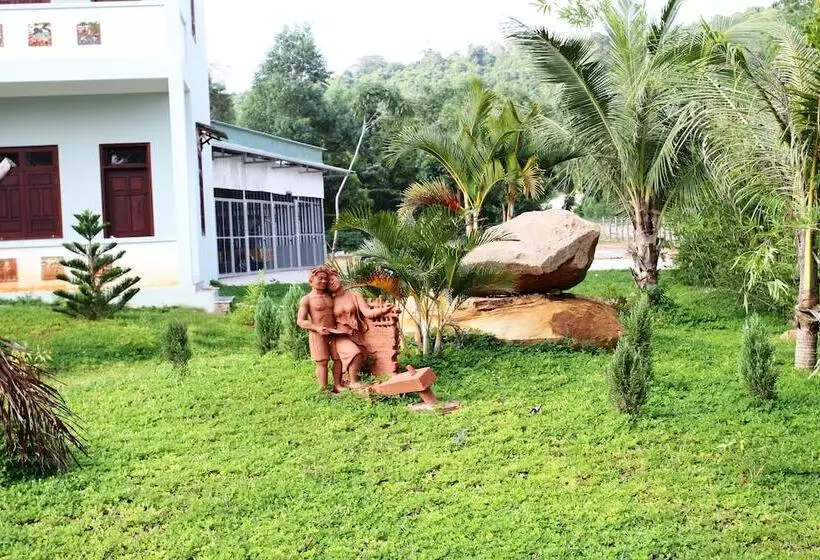 هتل Montana Resort