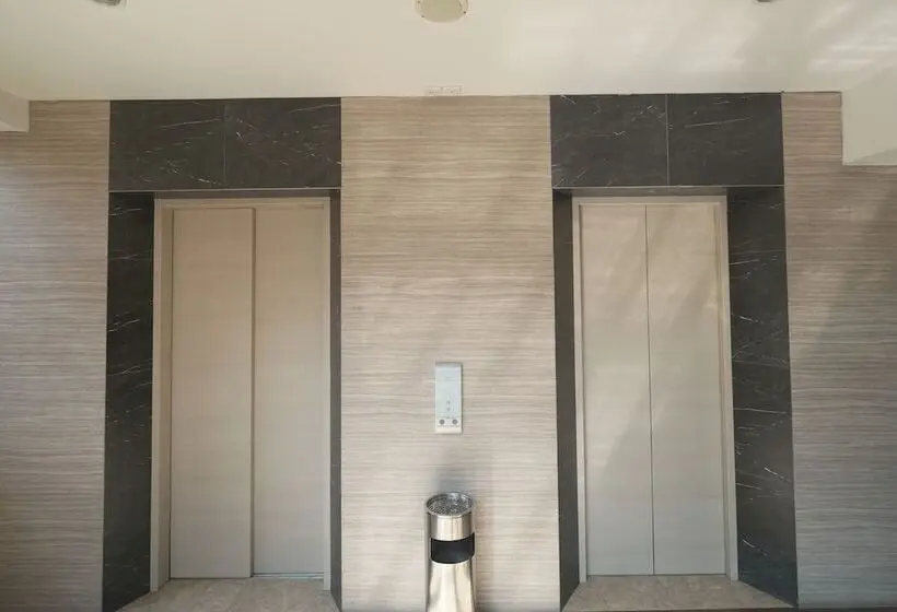 ホテル Nikhila Seminyak Bali